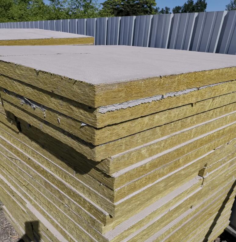 知識(shí)回答：荊門(mén)節(jié)能巖棉夾芯板一般用于什么行業(yè)？