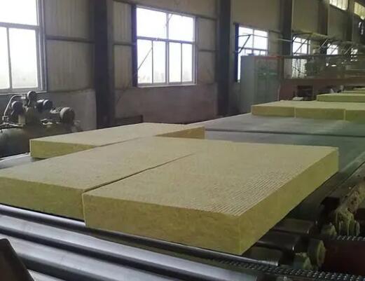 襄陽遠(yuǎn)大為你揭秘為什么外墻巖棉板能廣泛運(yùn)用于建筑裝修中！